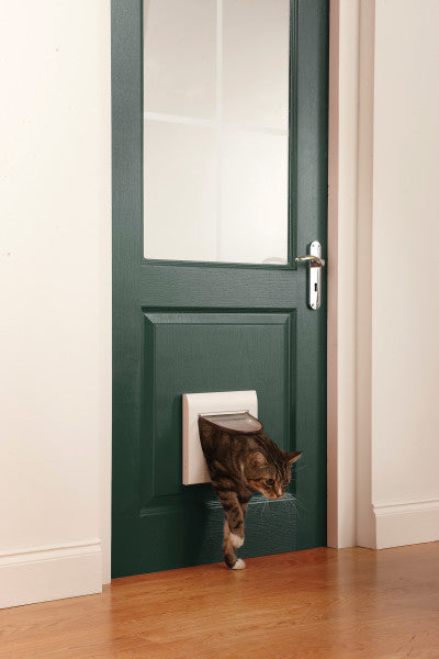 PetSafe® Staywell® Manual 4-Way Locking Classic Cat Flap, White 917-EF