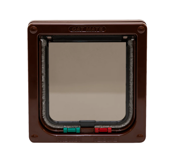 Closer Pets Thin panel door fitting cat flap Brown CP309B