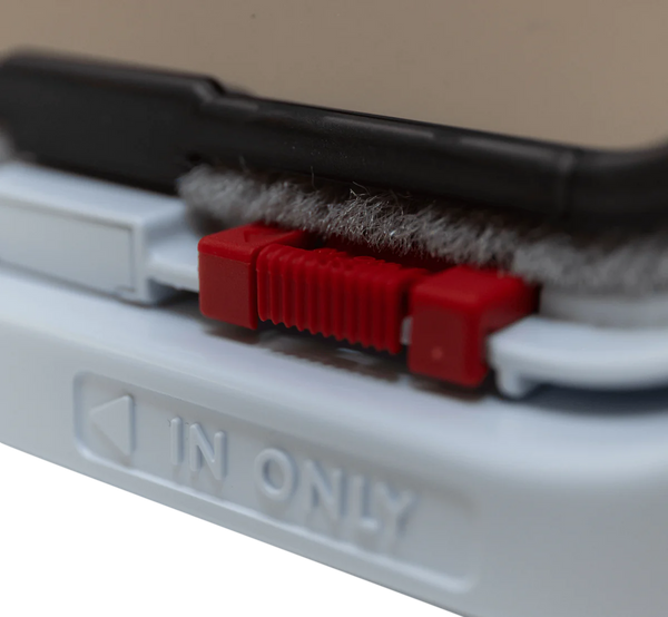 Closer Pets Thin panel door fitting cat flap White CP309W