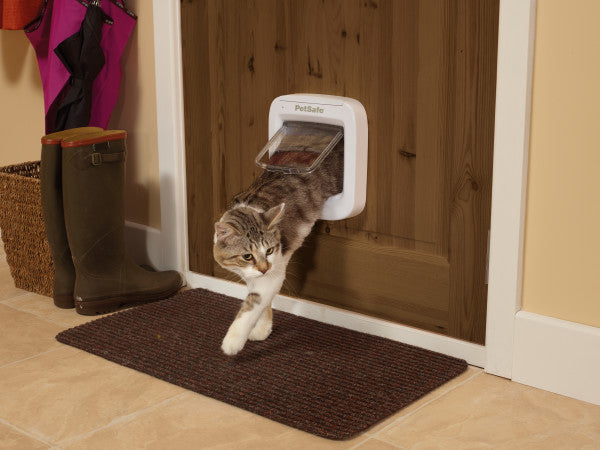 PetSafe Microchip Cat Flap White PPA19-16145